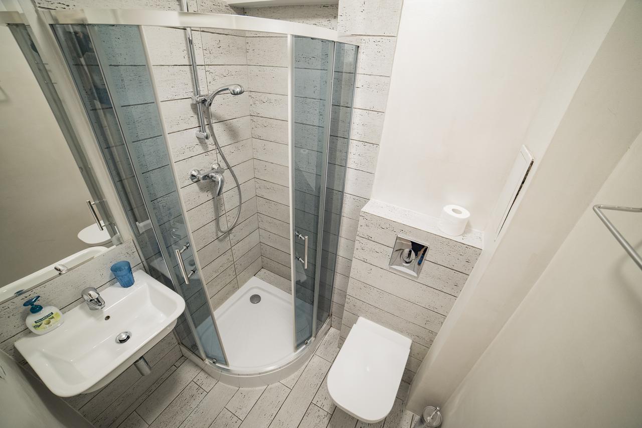 Koro De Varsovio - Apartament Ciasna 10 외부 사진